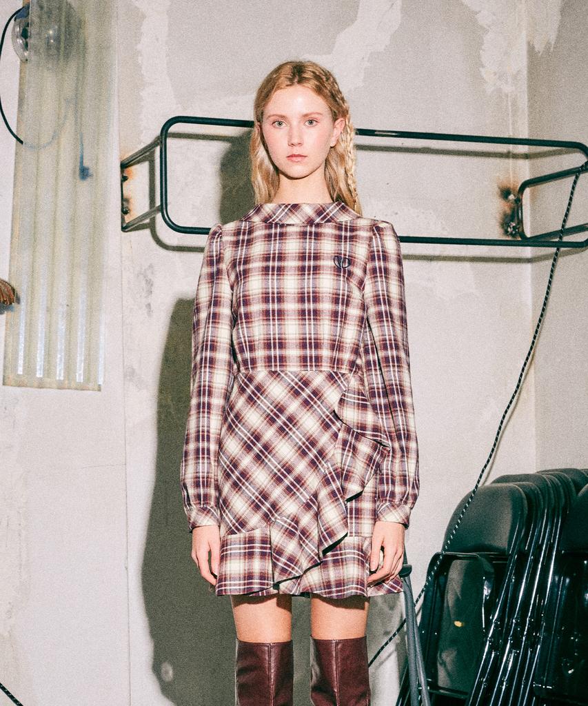 Near And Dear Check Ruffle Dress_Wine