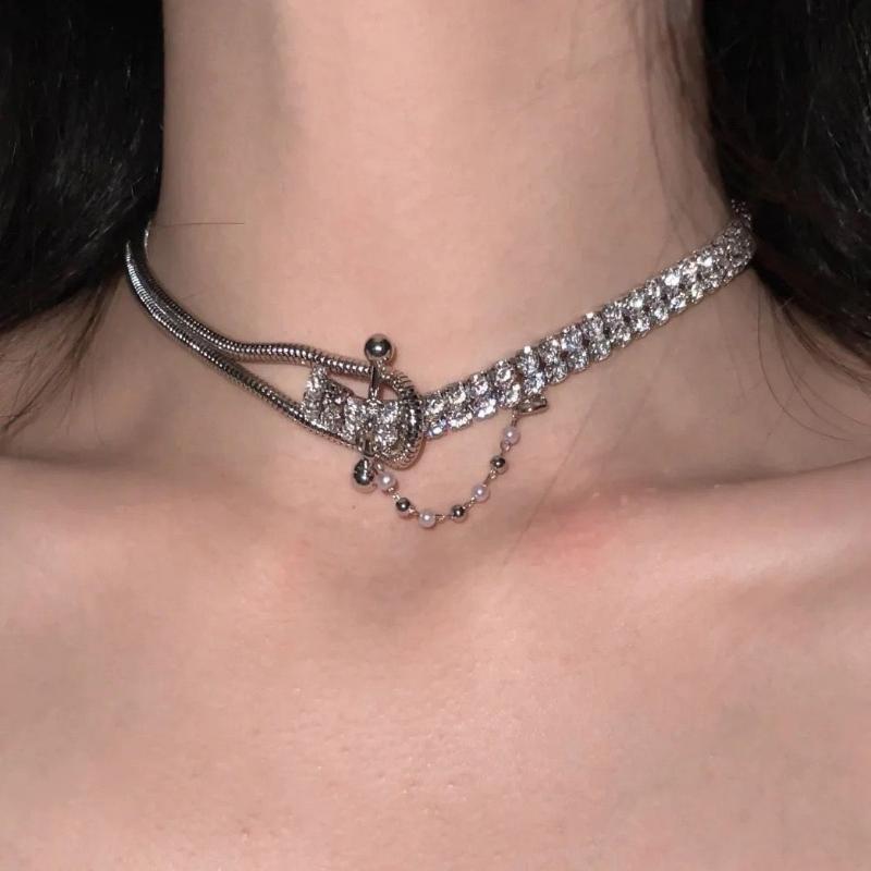 Shiny Choker For Women Luxury Delicate Punk Splicing Chain Necklace Bracelet Temperament Collars Buckle Shape Jewelry