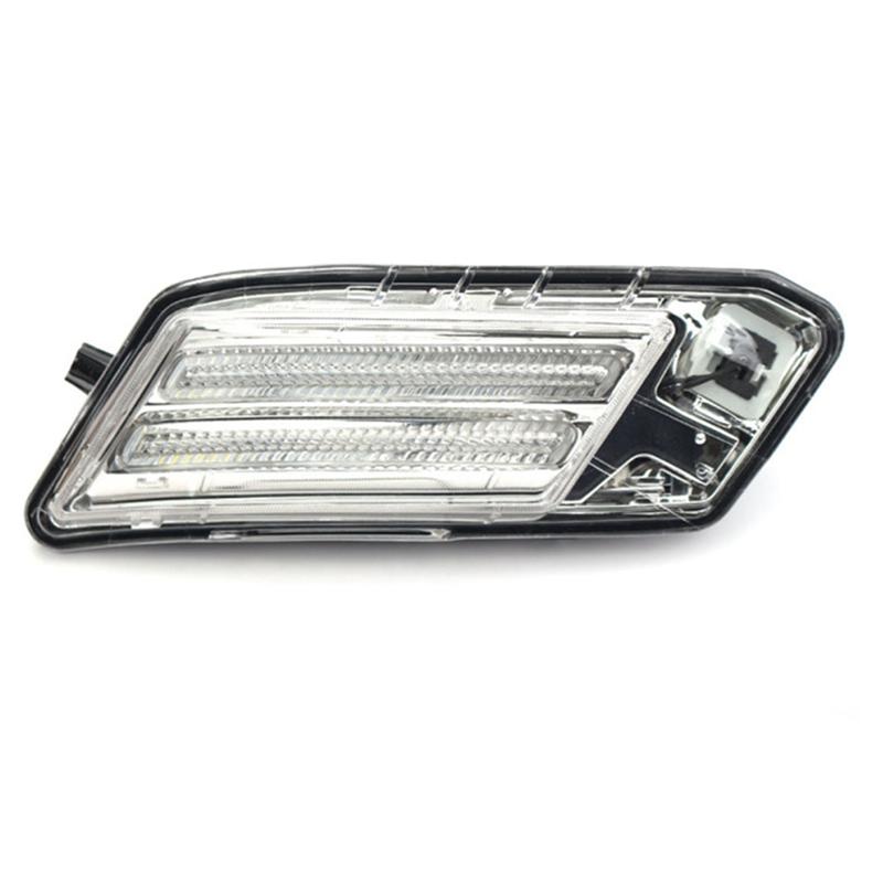 Car Front Bumper Bar Turn Signal Fog Lamp LED Indicator Light 30784165 For Volvo XC60 2008-2013 Right