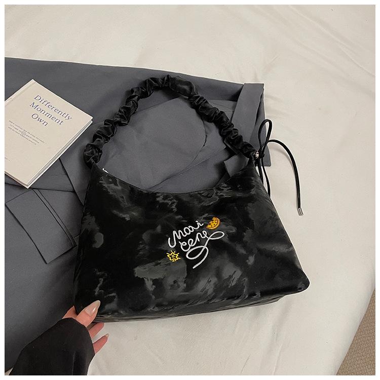 

2025 новая повседневная модная сумка-тоут большой вместимости в стиле ретро на одно плечо, ручная, подмышку, женская