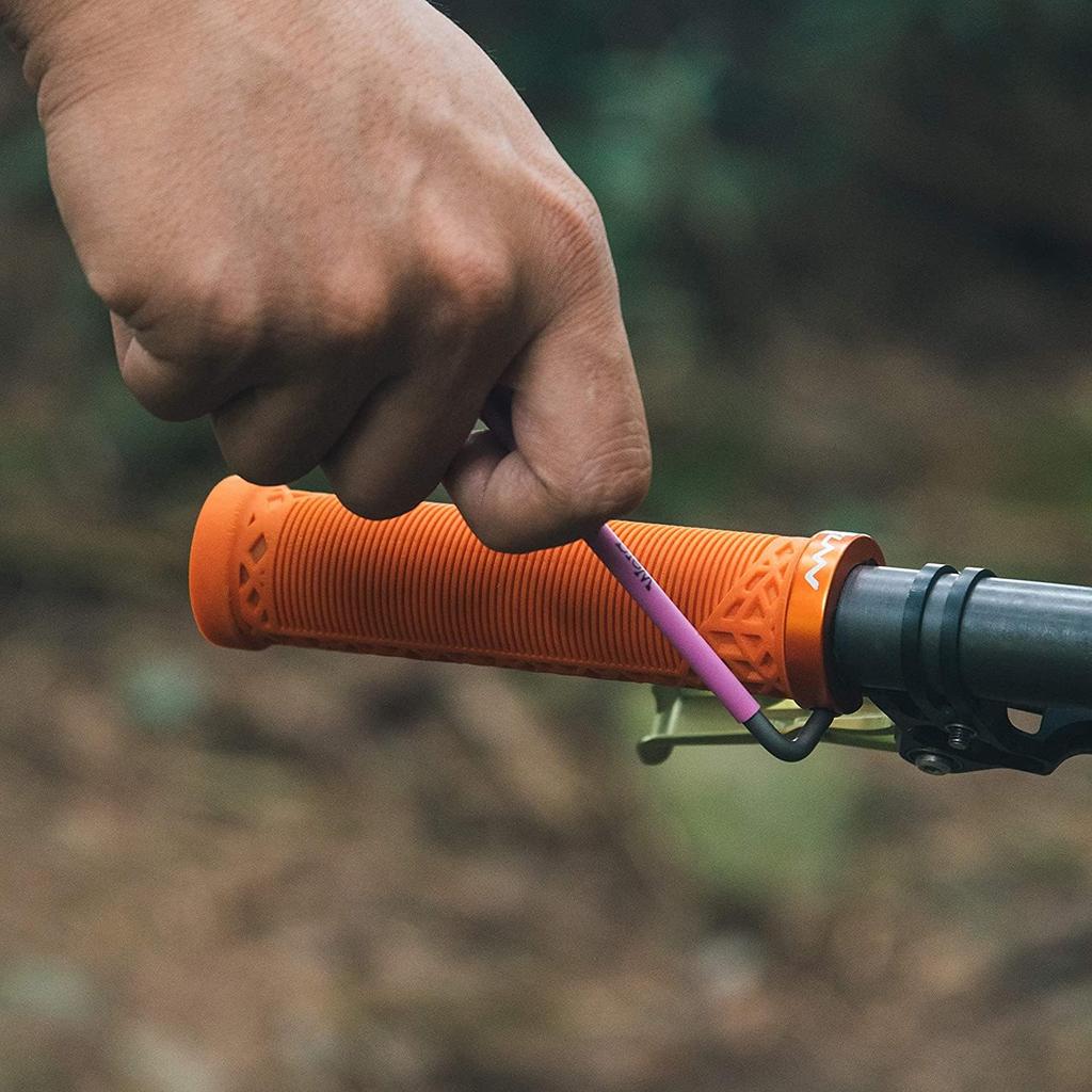 Funn Hilt Bicycle Handlebar Grips Clamp Suitable for Mountain Cross and BMX and Comfortable - Single-Sided Lock-On - Bikes, Bikes, Bikes, Non-Slip