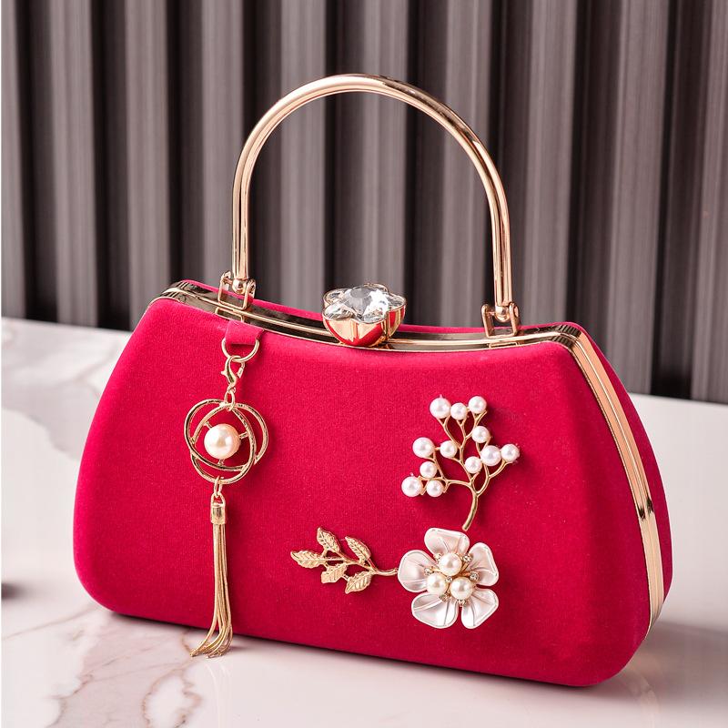 Vintage Red Handbag for Evening Woven Purse Wedding Party Fashion Flower Bag Cross Body Shoulder Purse Luxury Designer Pearl Bag