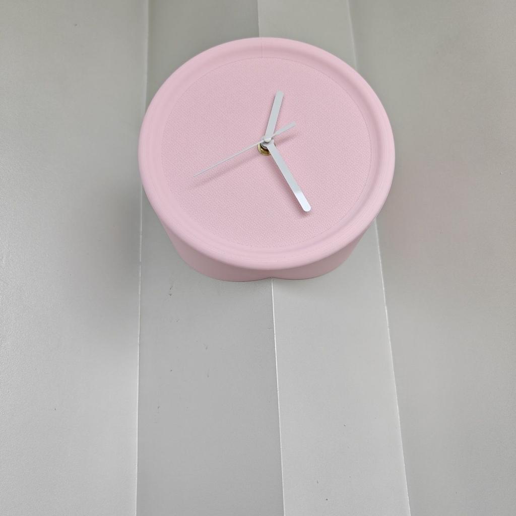 Wall Corner Clock Hole-free Scientific Artistic Sitting Living Room Study Silent Wall Hanging Clock Silent Home Decoration