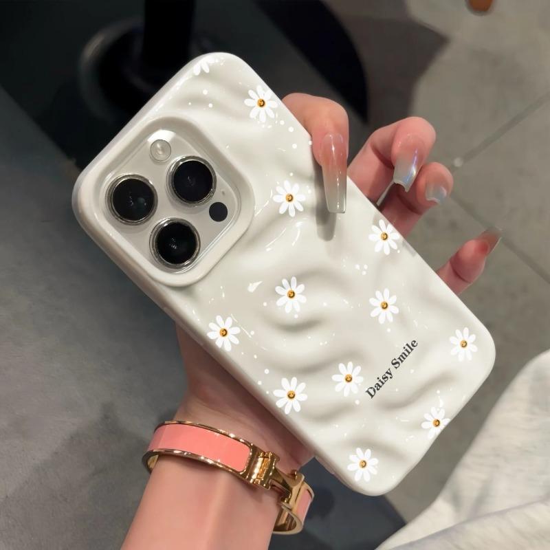 Daisy Smile Print Wavy Shockproof Phone Case For iPhone 17 16 Pro Max 15 Plus 14 13 Pro 12 11 17 Air Soft TPU Protective Cover
