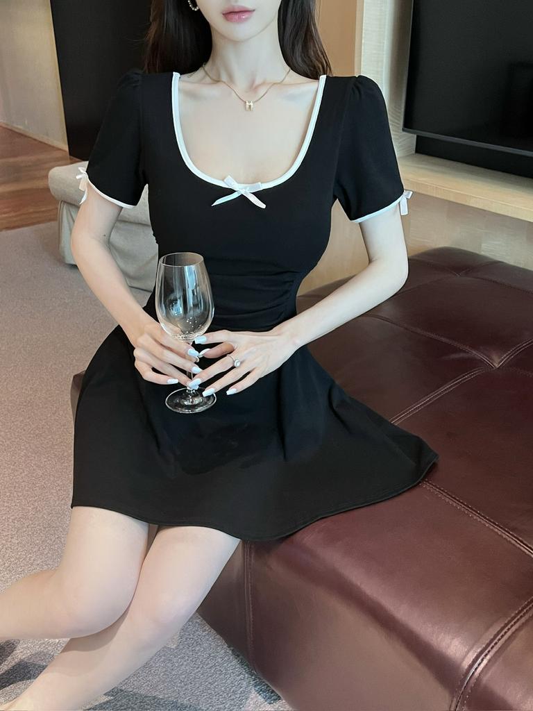 Black Round Neck a Word Short Waist Sweet and Spicy Sexy Women's Clothing Small Short Dress Women's Summer