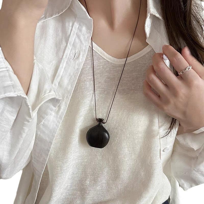 1PC Flask Pendant Parties Wooden Fashion Long Necklace Daily Wear Jewelry for Women Elegant Adjustable Vintage Ethnic