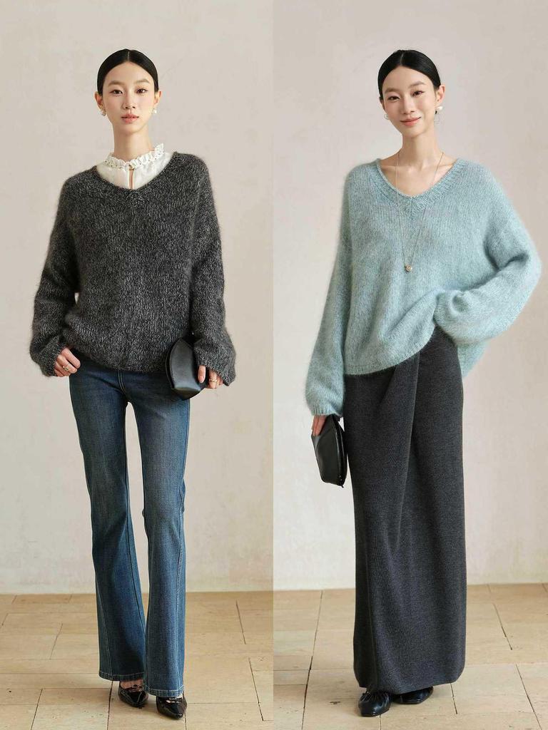Retro V-Neck Lambswool Cashmere Bouclé Sweater