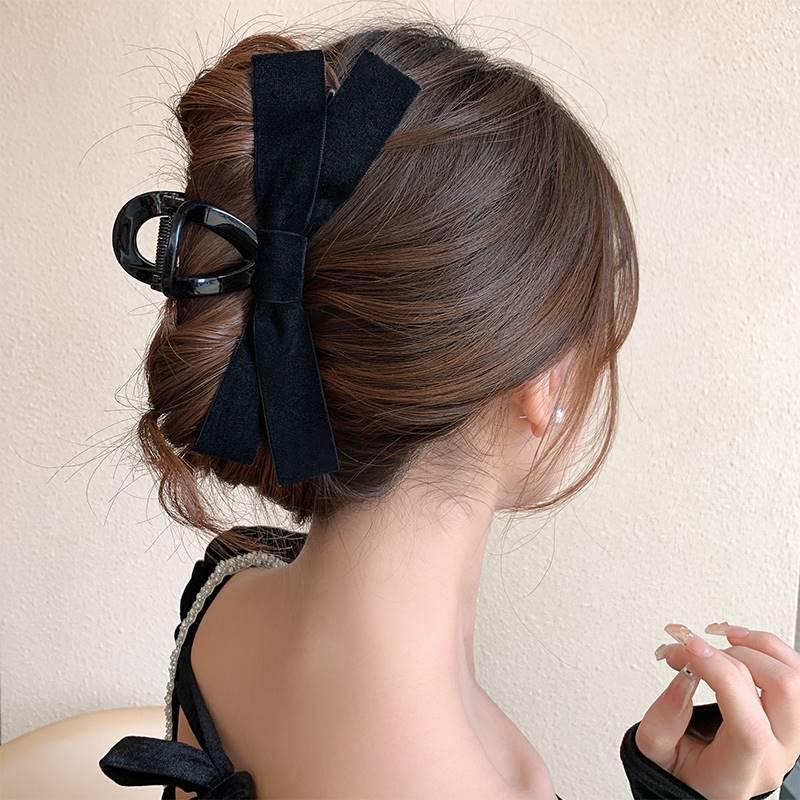 Hepburn-Style Black Bow Claw Clip - Large High-End Updo Hair Accessory