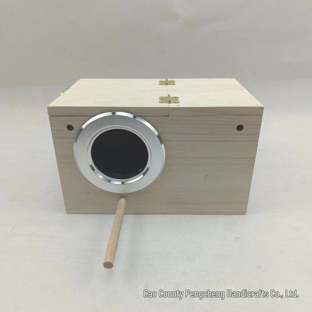 

Скворечник из массива дерева: Ящик для разведения волнистых попугайчиков и уличный декор