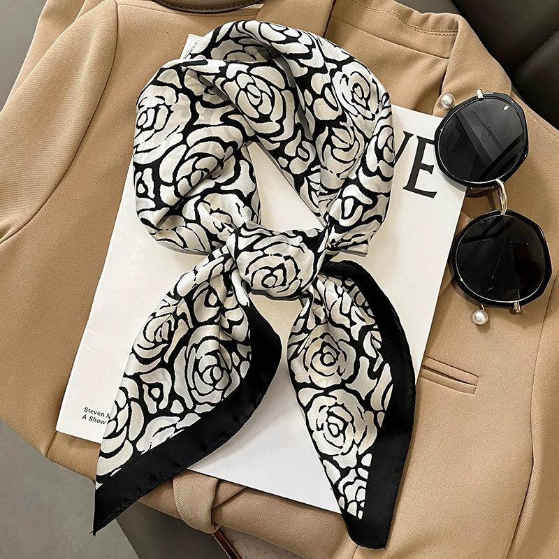Luxury New Style Square Headscarf Women Sunscreen Beach Kerchief Popular The Four Seasons Scarves  Design 70X70CM Silk Hijab