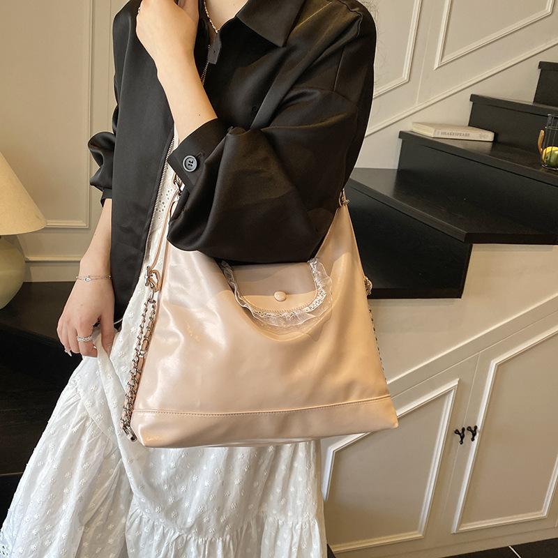 Large Capacity Women's Bag New Casual Versatile Fashion Handbag Commuter Backpack