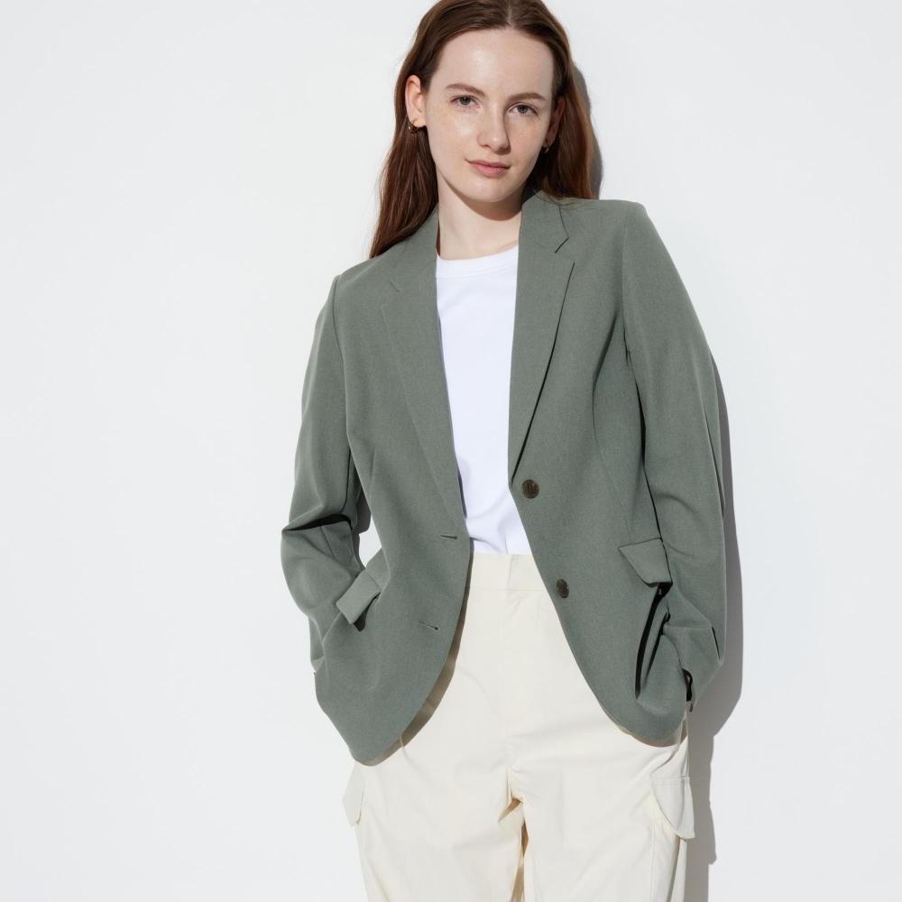 

Куртка восхищения UNIQLO может быть установлена