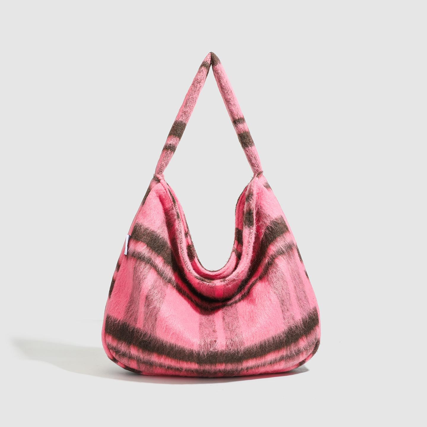 College Tweed Sweet Plaid Bag Female Trendy Retro Shoulder Bag Large Capacity Commuter Tote Bag розовый 2490₽