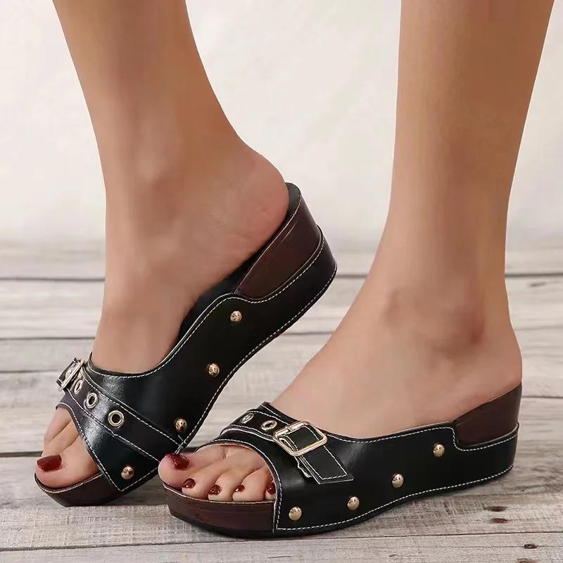 Fashion Women Metal Buckle Women's Wedge Slippers 2025 Vintage Rivet Platform Sandals Woman Pu Leather Plus Size Summer Shoes 43