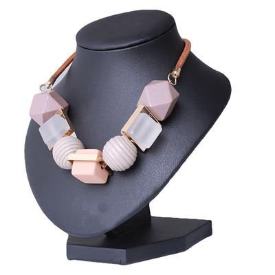 New Wood Pendant Necklace Jewelry Fashion Geometric Accessories Female Necklace