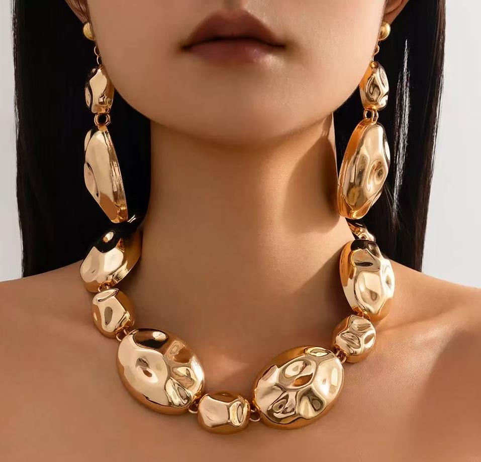 Trendy Clavicle Jewelry Set: Shiny Metal Pleated Earrings, Bracelet, Necklace & Pendant