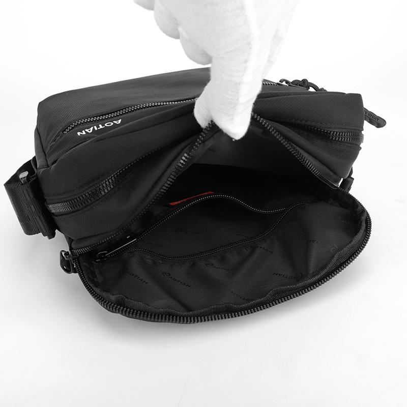 Men's Shoulder Bag Lightweight Multi-Compartment Crossbody Bag