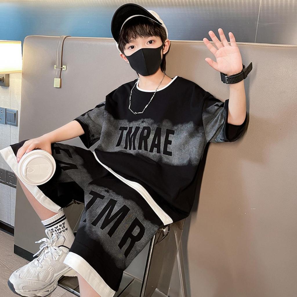 Boys' Set of Fashionable 3D Printed Casual Pullover, Short Sleeved Shorts, T Sports Shirt, Boys' Outdoor T-shirt Shorts