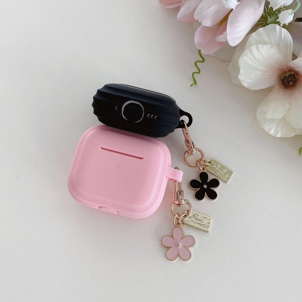 Flower Pendant Earphone Cover, Suitable for the New AirPods 4th Gen Protective Cover, Apple Earphones, Silicone AirPods 3