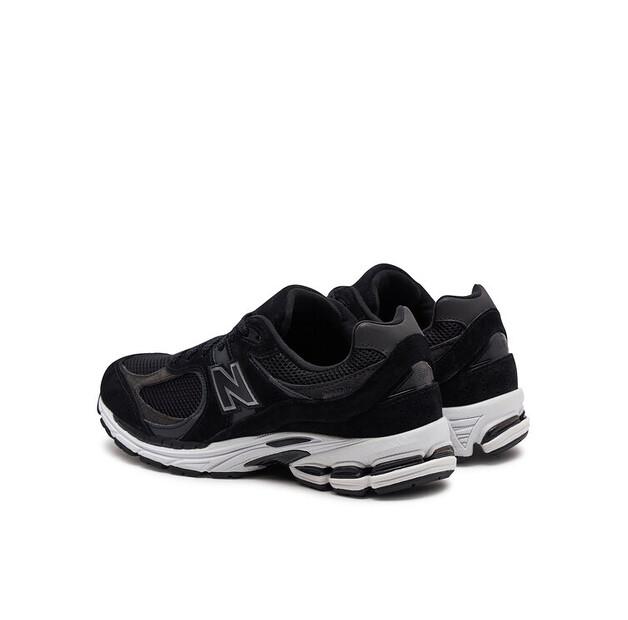 New Balance M2002RBK Sneakers
