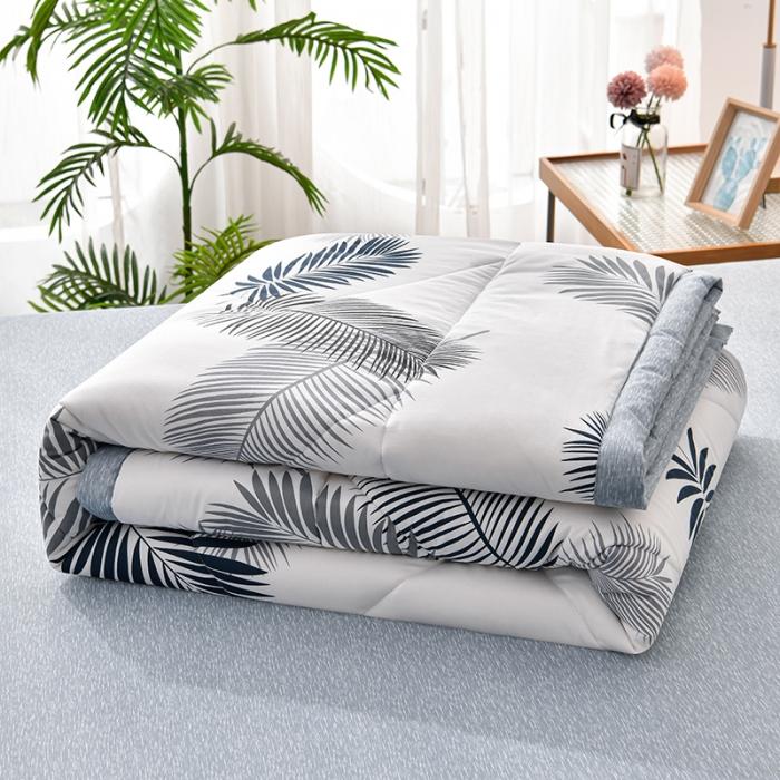 Simple Modern Air Condition Thin Blanket Summer Quilt Cotton Fluffy Plaid Blanket On The Bed Comfortable Comforter
