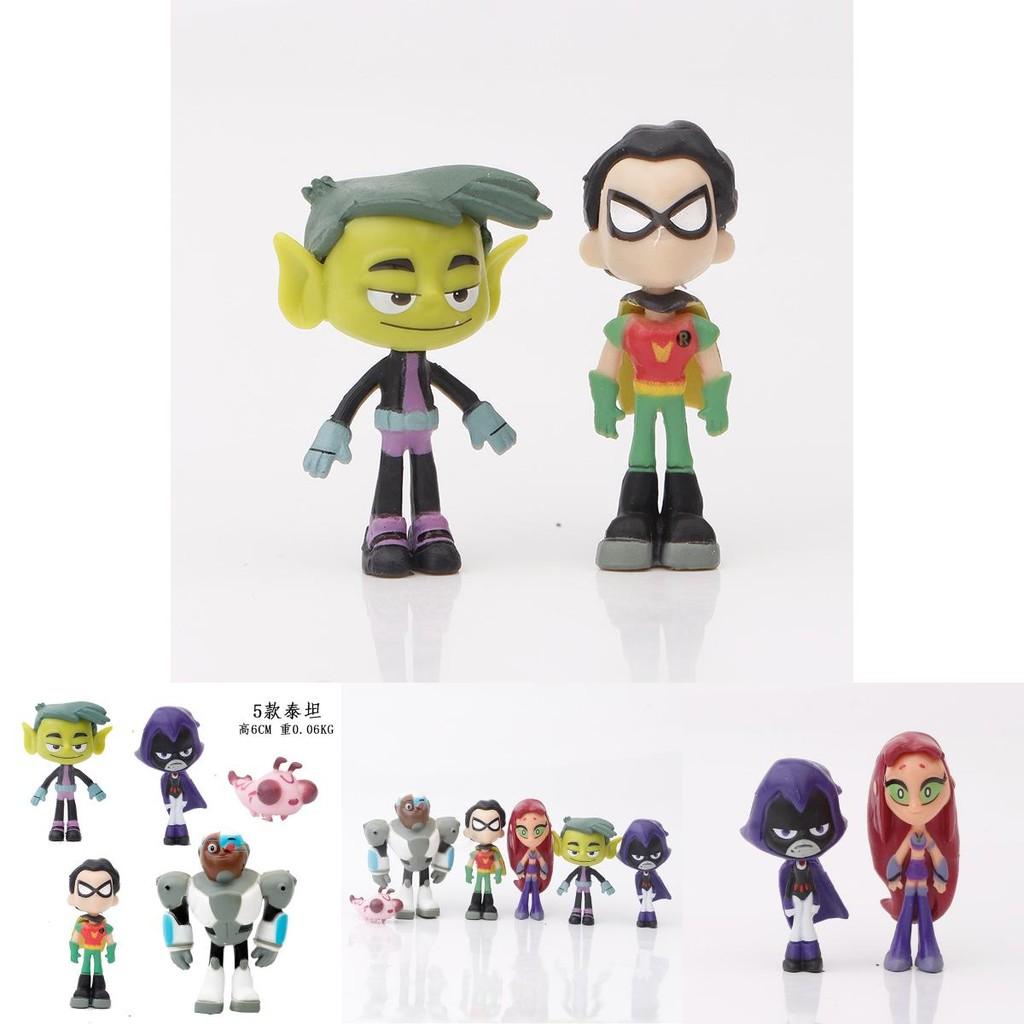 Detailed Teen Titans Action Figures Set Of 5 Robin And Nightwing Display