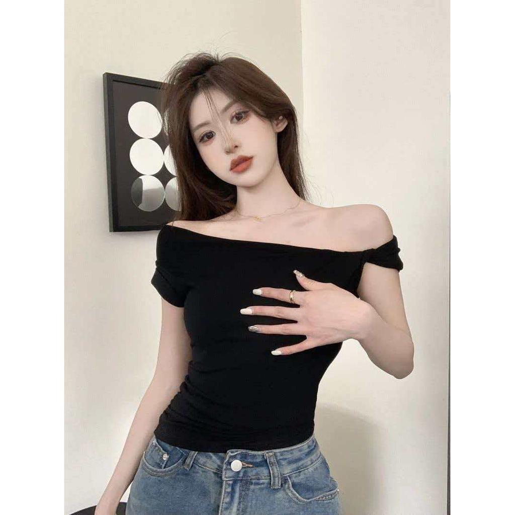 Pure desire chic design kink slanted shoulder short-sleeved T-shirt women's summer new Spice Girl short black top