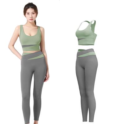 Kesaeki Yoga-Bekleidungsset mit dehnbaren und für alle Frauen passenden Leggings, atmungsaktiv, feuchtigkeitsableitend, schnelltrocknend, Jahreszeiten, Grün-S