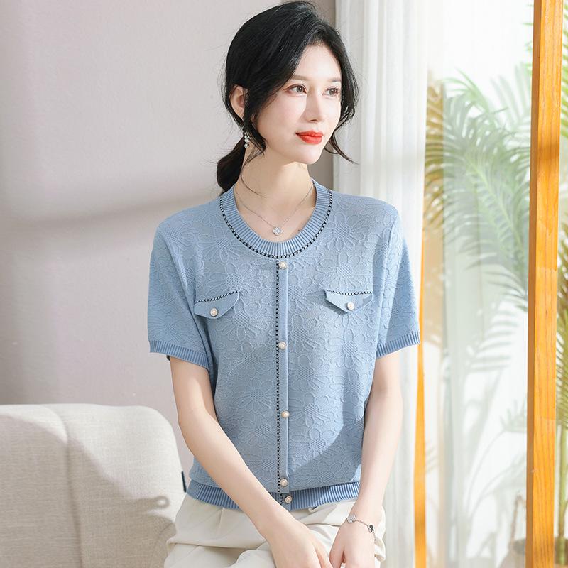 

2026 Elegant Summer Ice Silk Tops for Middle-Aged Women: Fashionable Short-Sleeved T-Shirts for 50+ Moms 4XL (recommended 135-150 lbs)
