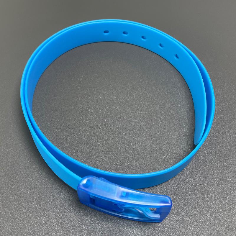 Nuove Cinture Per Uomo Donna Colori Uni Caramella Gomma Siliconica Pelle Forma Ondulata Fibbia in Plastica Cintura Carina Senza Metallo