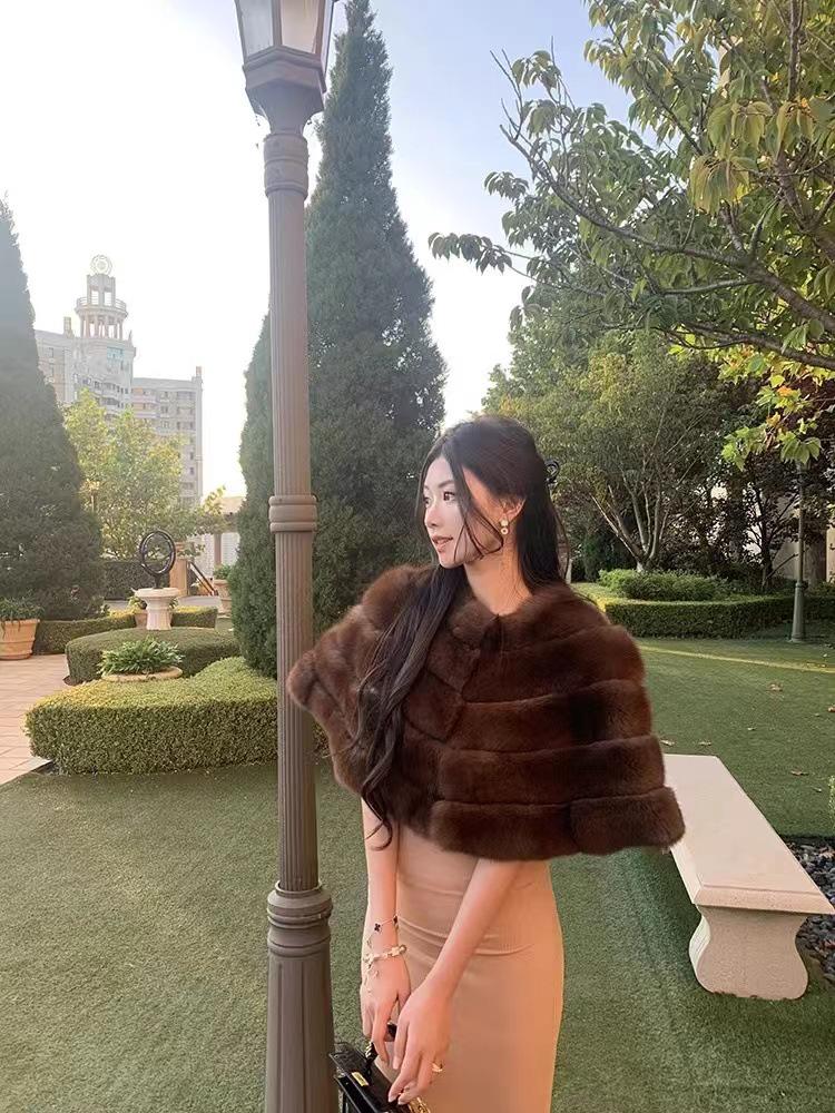 Eco-friendly Faux Mink Fur Capelet Shawl: Versatile Short Jacket for Qipao and Wedding Dress