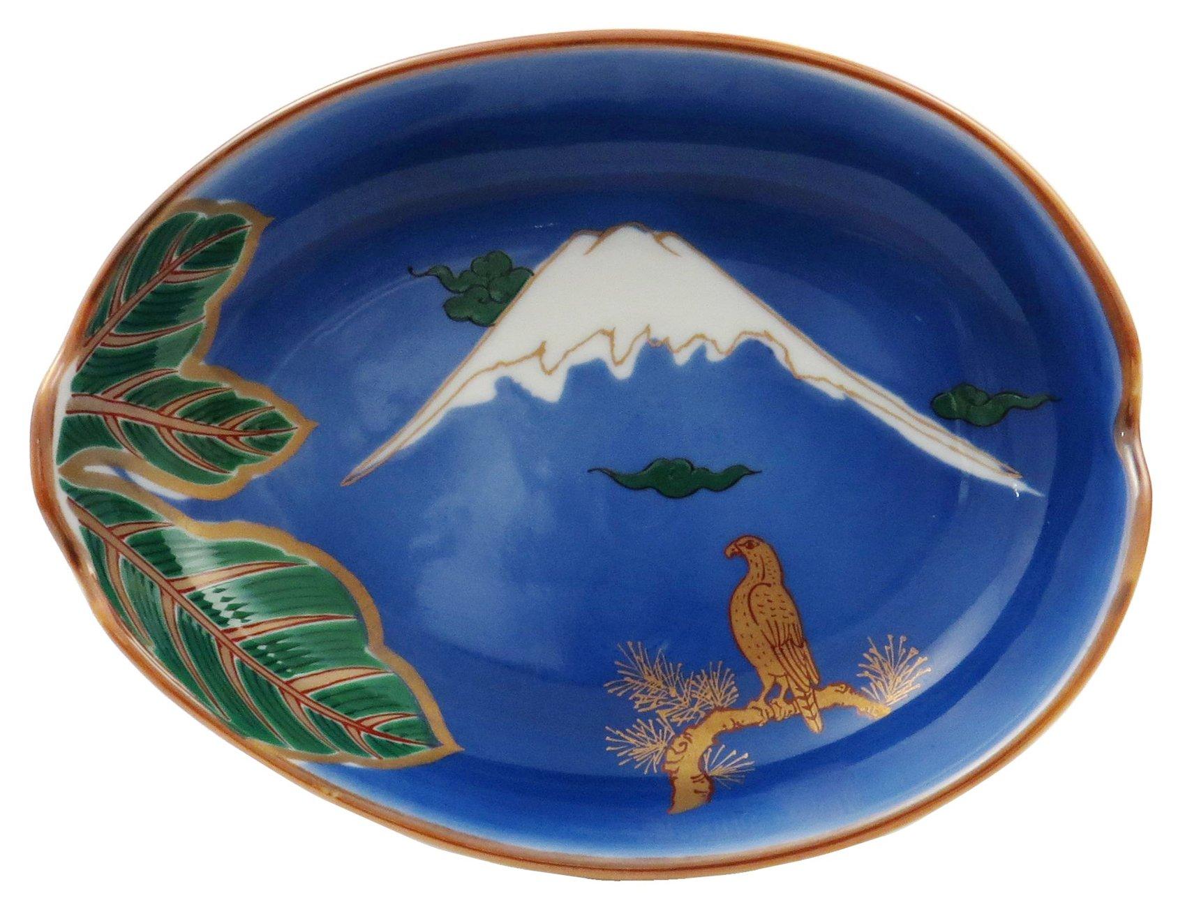 Hasami ware, Hayashi Kuro Kiln, Splendid Old Imari style eggplant-shaped small bowl with Mount Fuji design, 009084-650