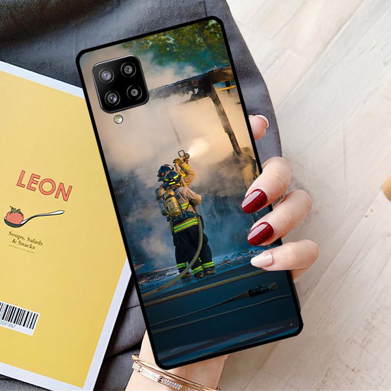 Firefighter Heroes For Samsung Galaxy A15 A35 A55 A36 A56 A26 A16 A22 A32 A52 A54 A34 A53 A33 A13 A06 A05 Case