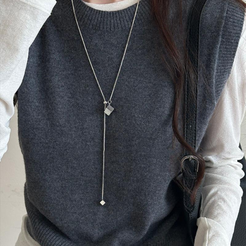 Korean silver sugar cube pull necklace women's 2025 new popular versatile temperament autumn and winter long sweater chain accessories