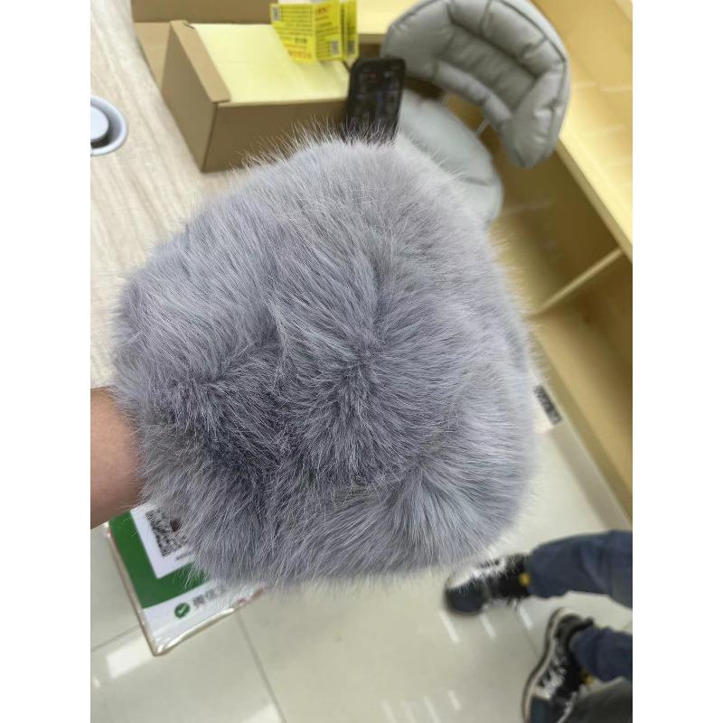 

Fur plush hat women s autumn and winter big head circumference thickened warm cold ear protection bucket hat shows small face One Size сірий колір