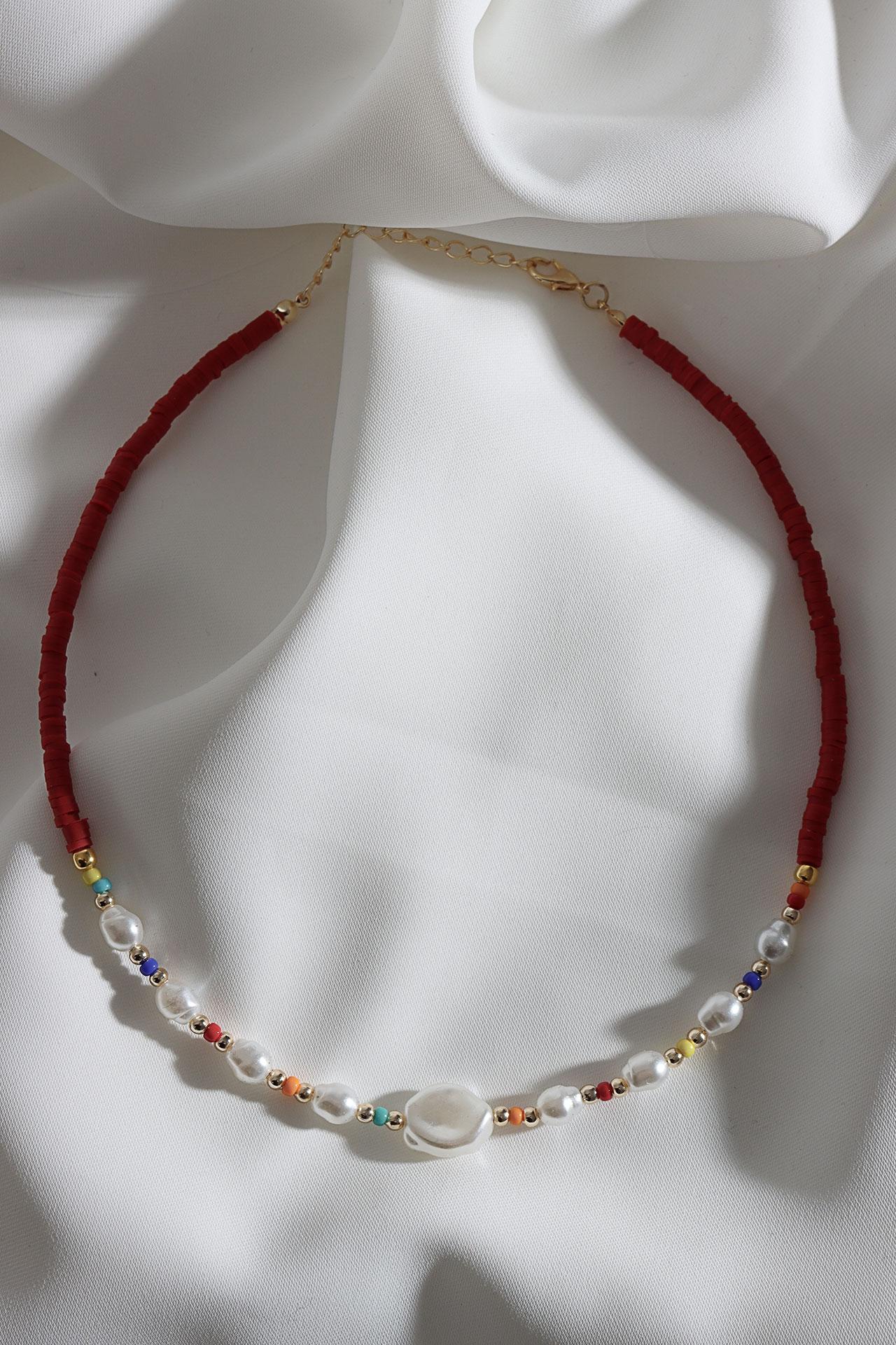 

Красное колье Fimo с жемчугом и бусинами