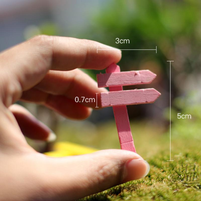10PCS Wood Mini Colorful Road Sign Fairy Garden Home House Ornaments Miniatures Craft Micro Landscape Mini DIY Decor