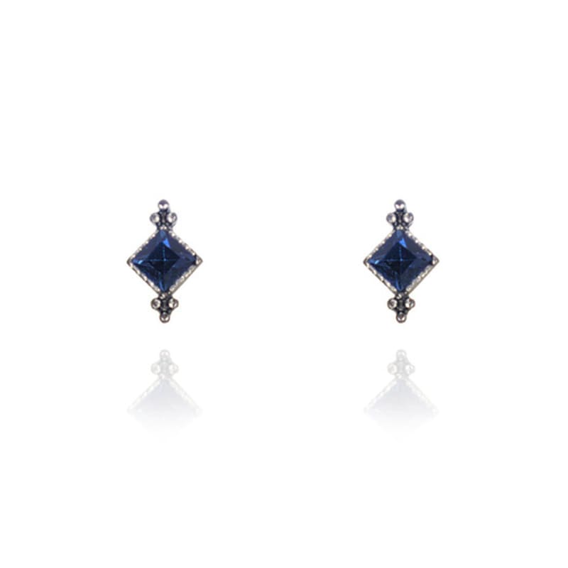 

AUGUST ALICE Antique Blue Relic Crystal Earrings one