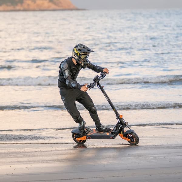 KuKirin G2 Max Electric Scooter 55km/h Dual Disc Brakes Four Arm Suspension