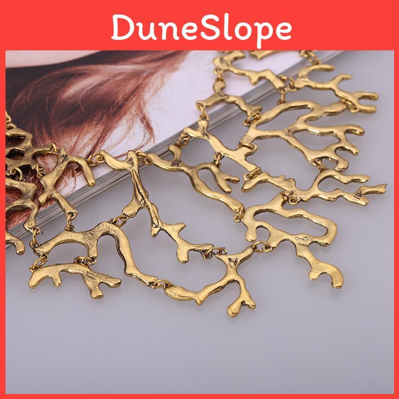 Fashion Solid Color Coral Shaped Women Metal Necklace For Retro Jewelry Lovers