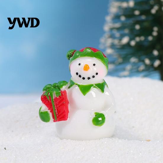 Waterproof Resin Garden Accents 2Pcs Christmas Mini Snowman Figurines, Winter Tiny Decoration, Xmas Micro Tree Decorations Landscape Ornament
