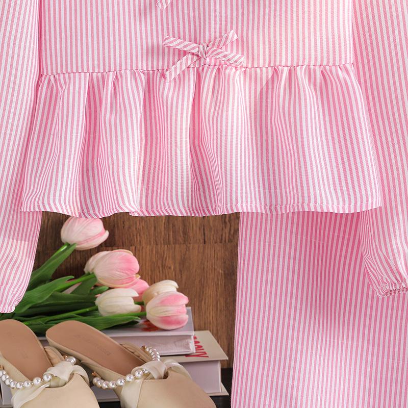 Mädchenmode-Set Herbst Kinder Freizeit Fliege mit Rüschenkanten, Puppenoberteil, Gestreifte Weitbein-Hose