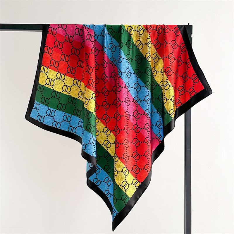 90 * 90 cm Nytt silkeskjerf Dame Vår- og sommerdekorativt skjerf Solkrem reisesjal Høst- og vinterskjerf tynn utgave