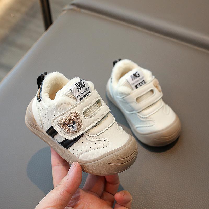 Baby toddler shoes 2025 winter velvet new children's shoes soft sole boys baby shoes girls non-slip shoes
