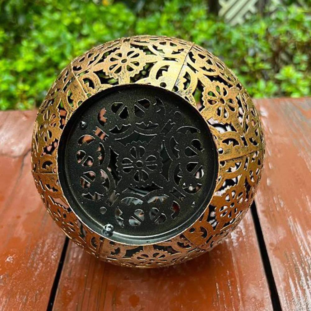 Solar Powered Iron Projection Light Outdoor Garden Hanging Lantern With Hollow Out Design For Patio Fence Decoration
