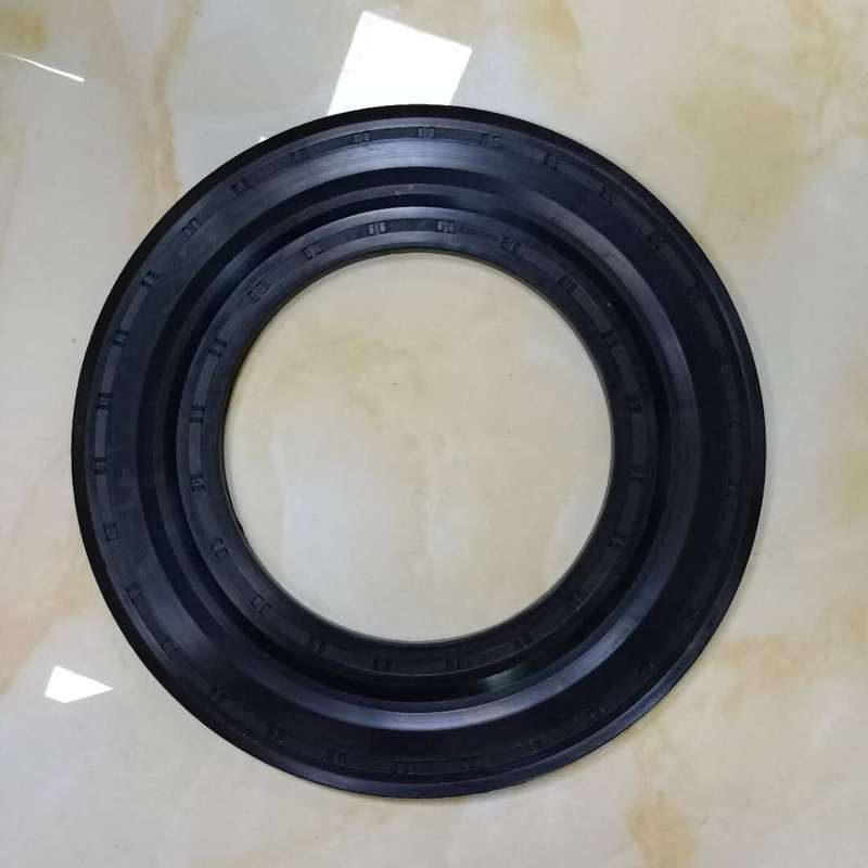 Excavator SK200-8 SK210-8 Oil Seal YN32W01081P1