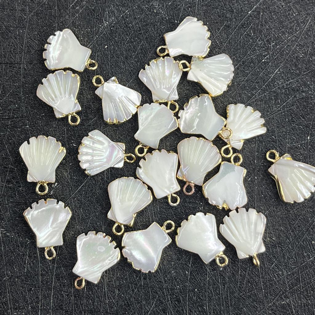 5Pcs Small Pendant Shell Palm-Shaped Pendant 13mm For Jewelry Making DIY Necklace Bracelet Earrings Accessory