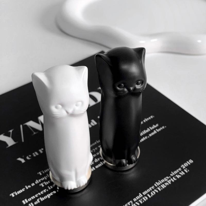 Cute Cat Pattern Moisturizing Hydrating Lip Balm Lip Base For Daily Women Lip Care