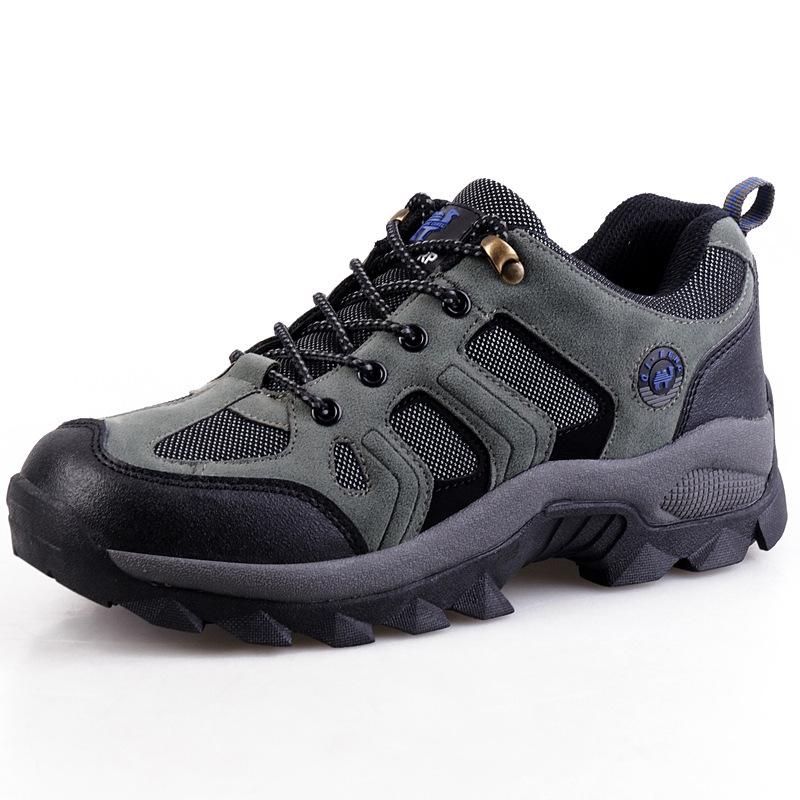Outdoor Hiking Shoes Men's Hiking Shoes Sports and Leisure Outdoor Sports Shoes Women's Autumn and Winter Large Size Leather Shoes Men's Cotton Shoes