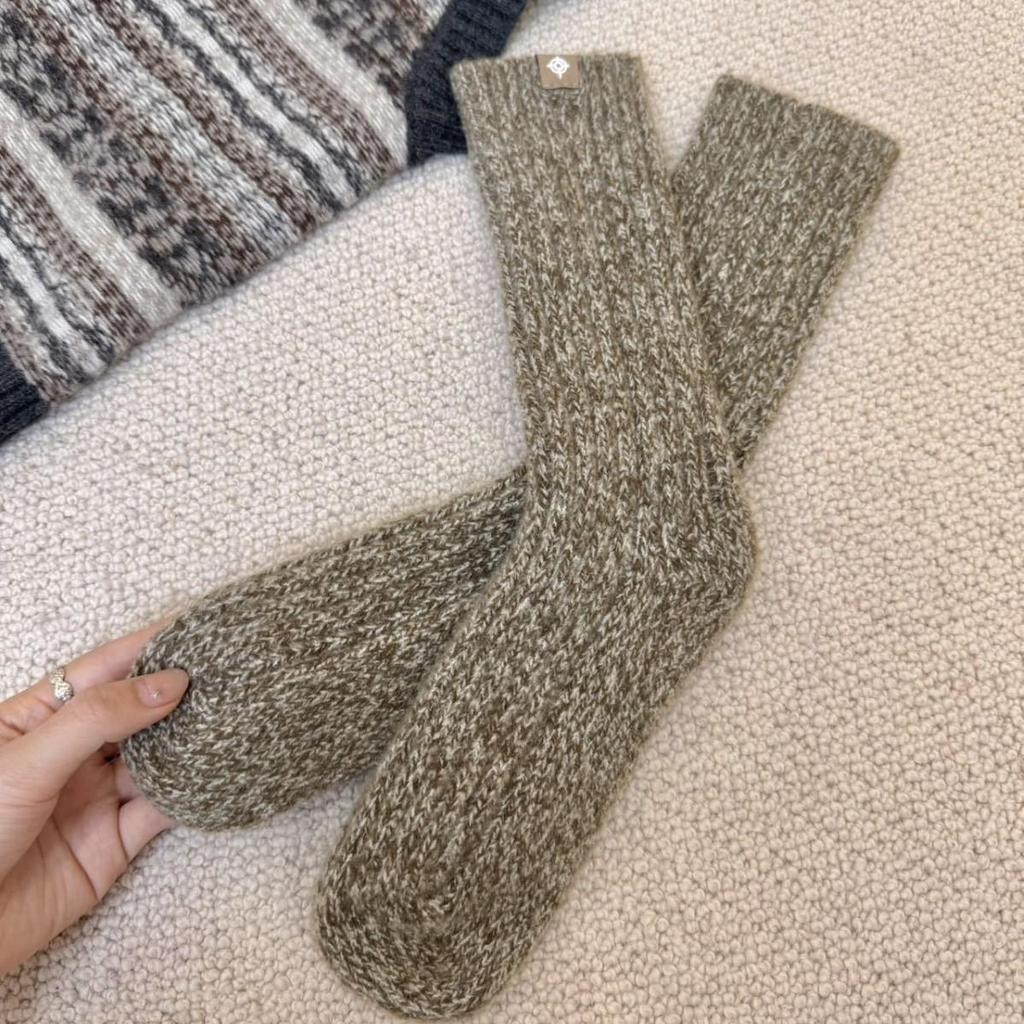 2025 Autumn/Winter Wool Blend Mid-Calf Socks - Nordic & Korean Style, Fair Isle Pattern, Warm.